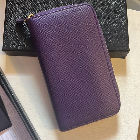 Prada wallet - Picture 5 of 6